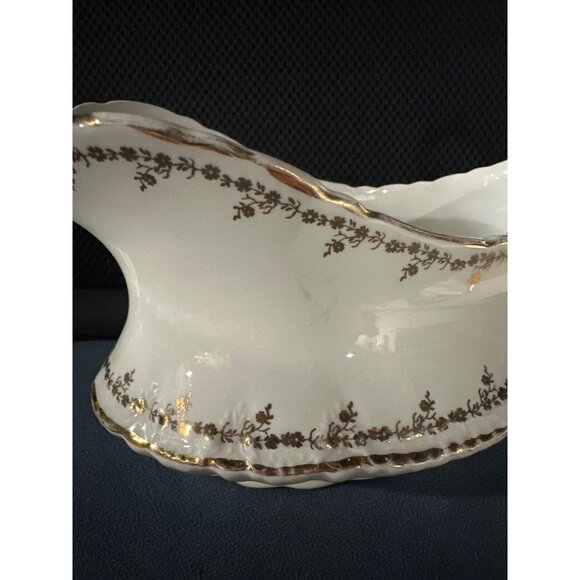 Vintage Porcelain Gold-Trimmed Gravy Boat With Floral Design - Picture 7 of 10